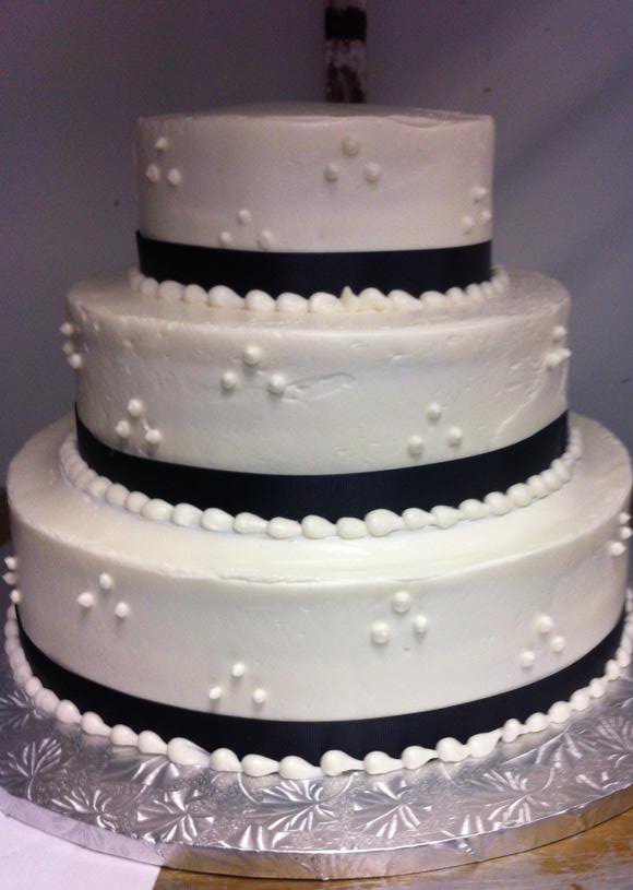 Geddes Bakery wedding cake